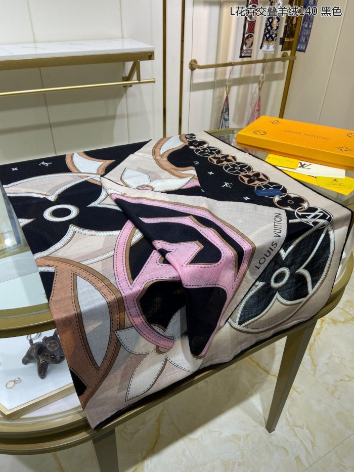 Streetwear Scarf LV 329726 SIZE:140*140cm