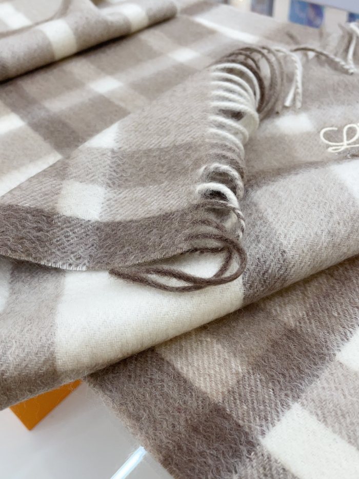 Streetwear Scarf Loewe 329729 SIZE:30㎝*180cm