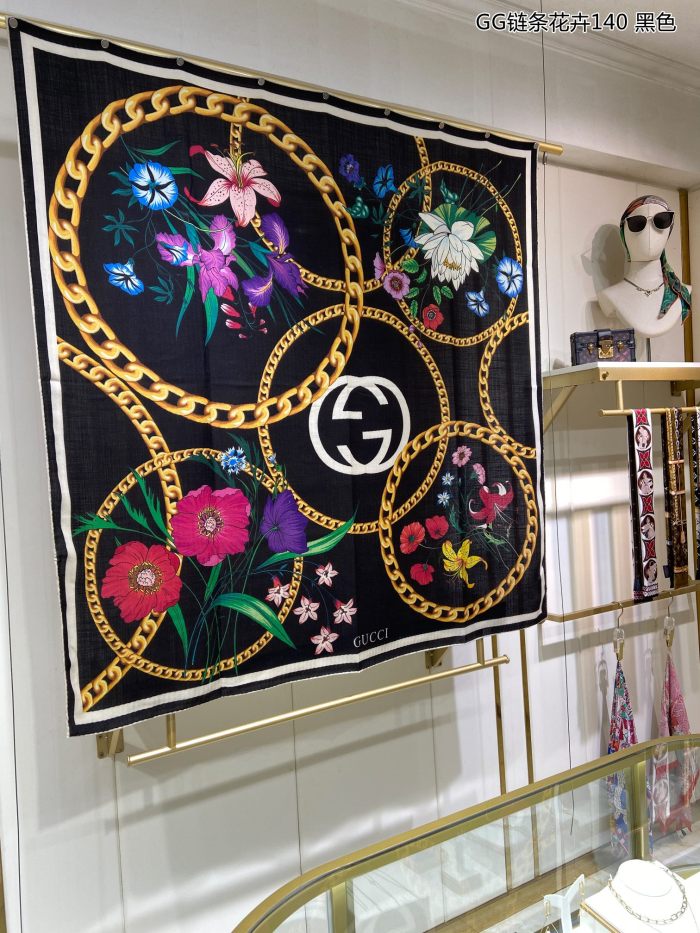 Streetwear Scarf GUCCI 329707 SIZE:140cm*140cm
