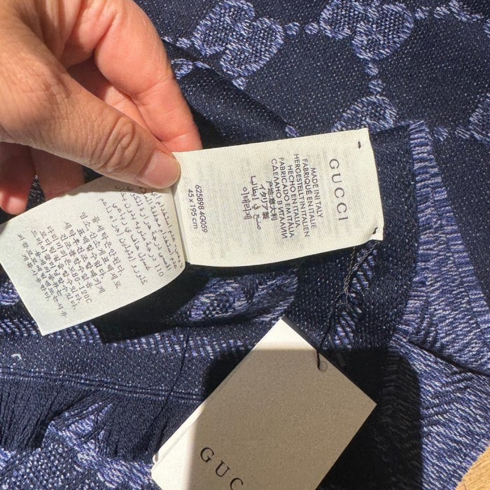 Streetwear Scarf GUCCI 329651 SIZE:45*195cm