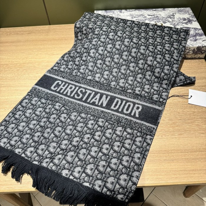 Streetwear Scarf Dior 329652 SIZE:180*35cm