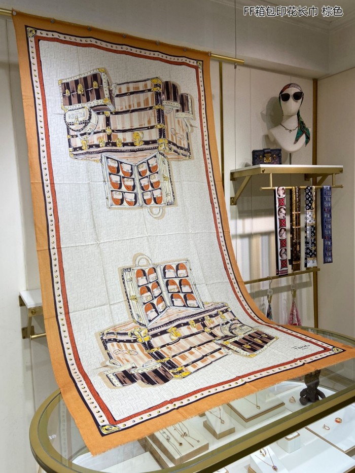 Streetwear Scarf FENDI 329619 SIZE:200*110cm