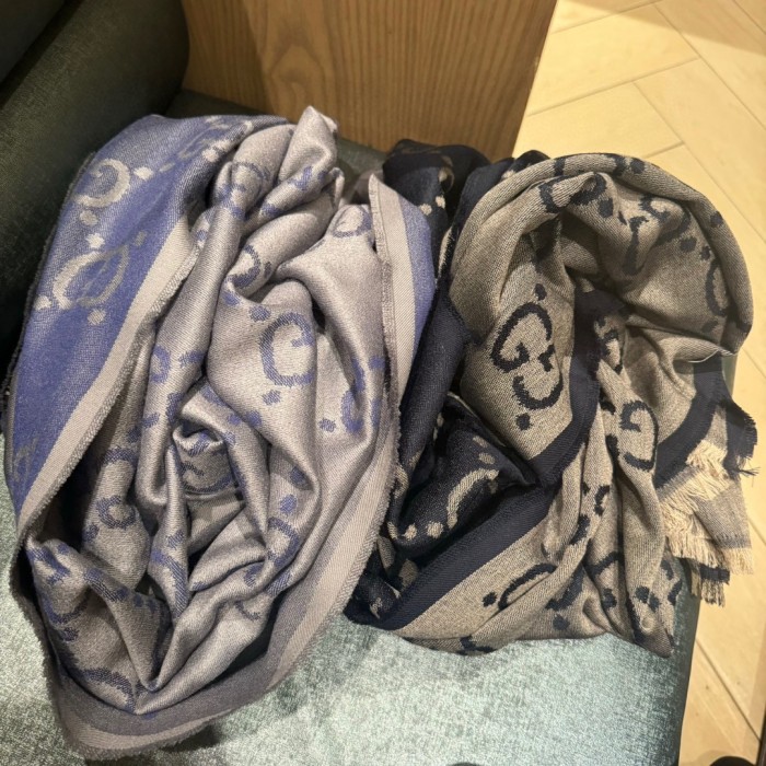 Streetwear Scarf GUCCI 329641 SIZE:210*70cm