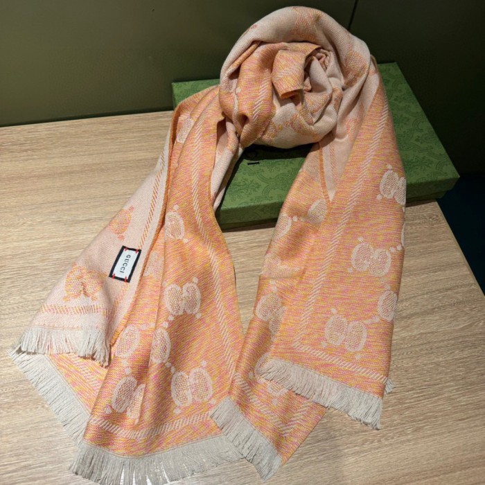 Streetwear Scarf GUCCI 329650 SIZE:45*195cm