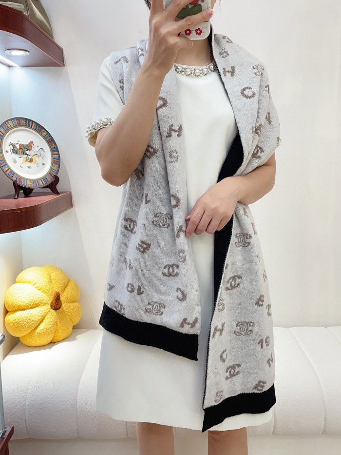 Streetwear Scarf CHANEL 329587 size：32*180cm