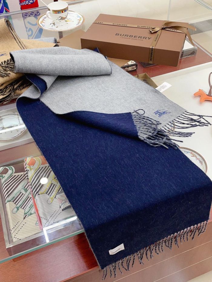 Streetwear Scarf BURBERRY 329597 size：30*180cm