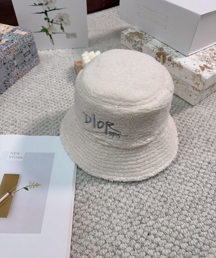 Streetwear Hat Dior 329551