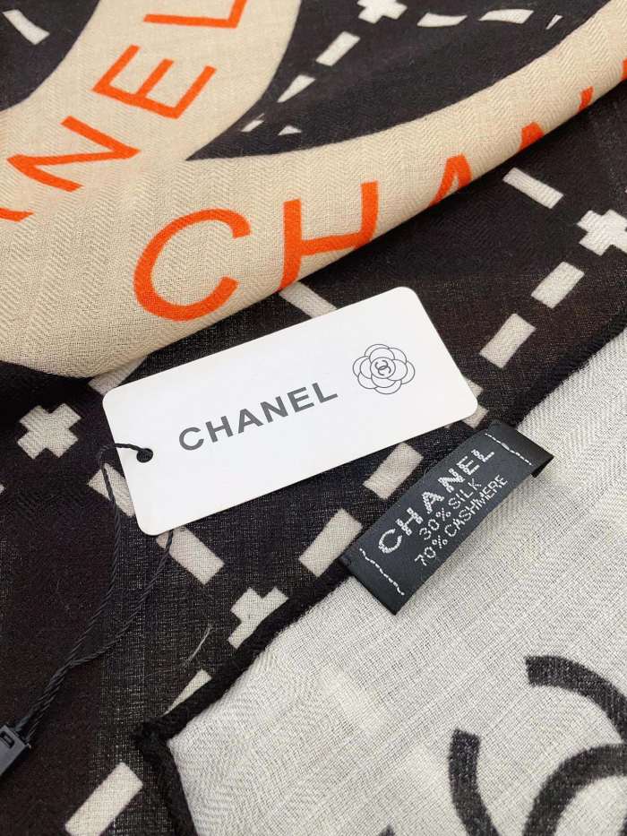 Streetwear Scarf CHANEL 329601 size：140*140cm