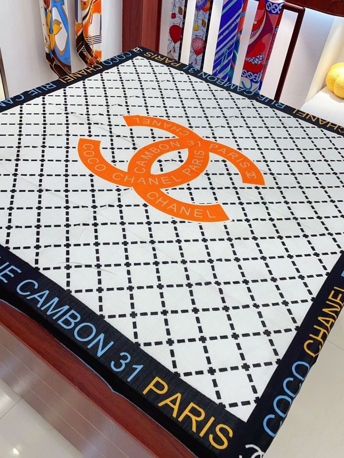 Streetwear Scarf CHANEL 329602 size：140*140cm