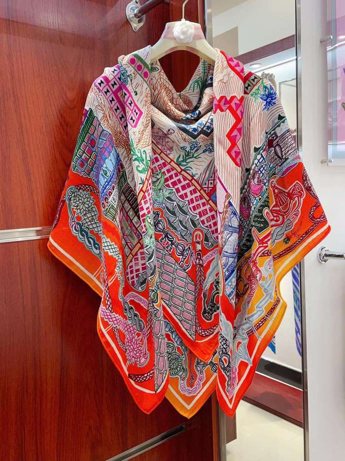 Streetwear Scarf Hermes 329532 size：140cm*140cm