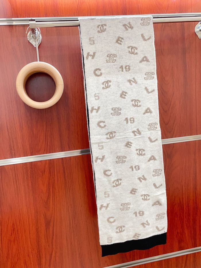 Streetwear Scarf CHANEL 329587 size：32*180cm