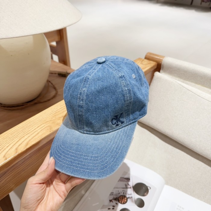 Streetwear Hat Calvin Klein 329563