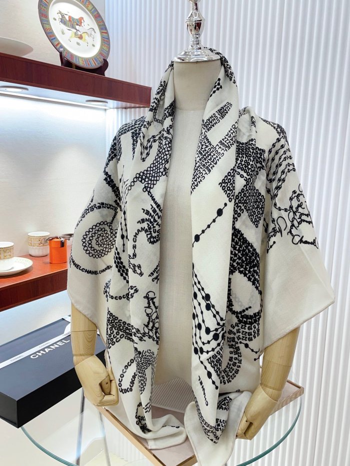 Streetwear Scarf CHANEL 329534 size：140*140cm