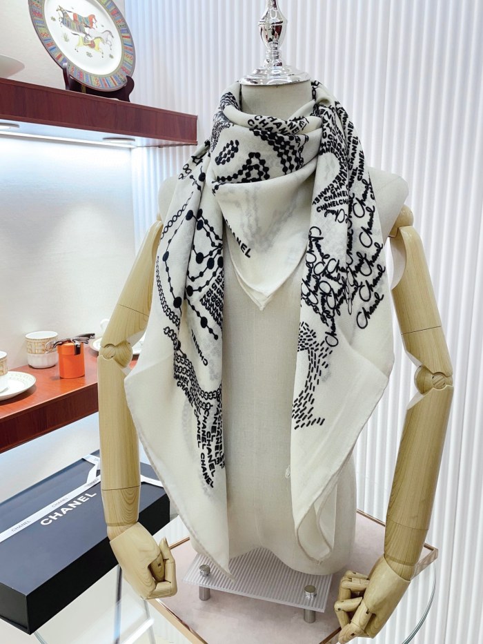 Streetwear Scarf CHANEL 329534 size：140*140cm