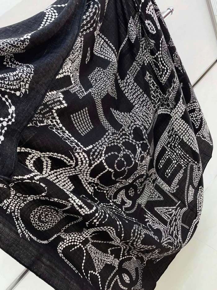 Streetwear Scarf CHANEL 329533 size：140*140cm