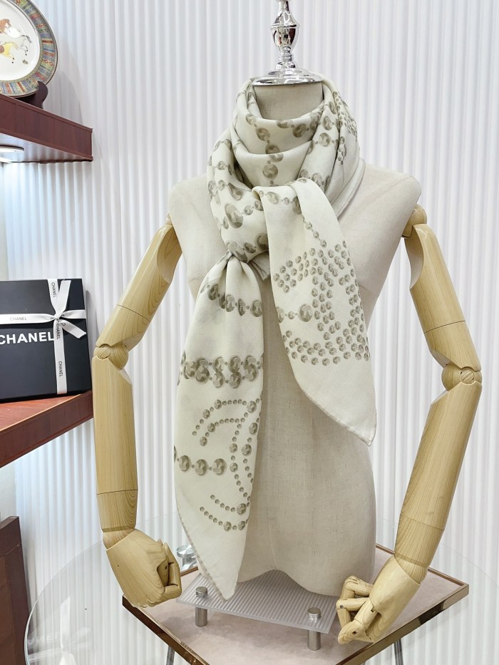 Streetwear Scarf CHANEL 329577 size：140*140cm