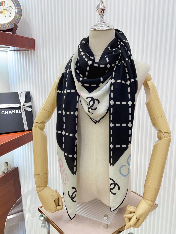 Streetwear Scarf CHANEL 329601 size：140*140cm