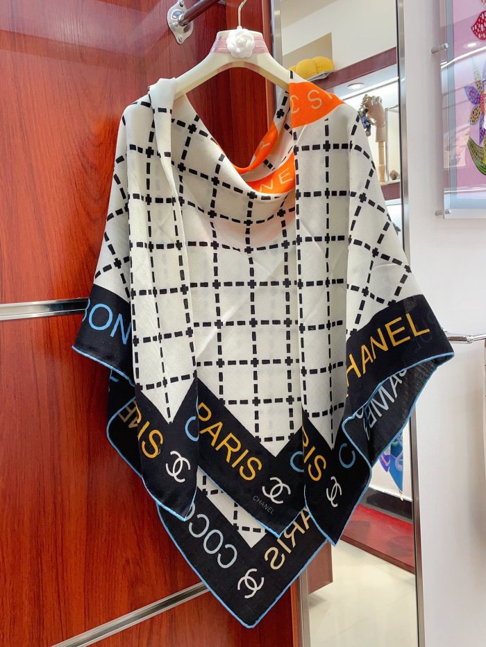 Streetwear Scarf CHANEL 329602 size：140*140cm