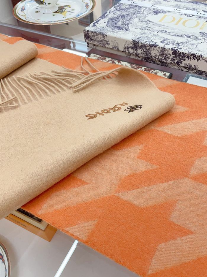 Streetwear Scarf Dior 329599 SIZE:35*180cm