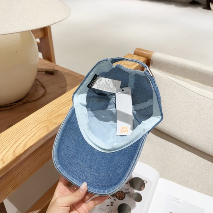 Streetwear Hat Calvin Klein 329563