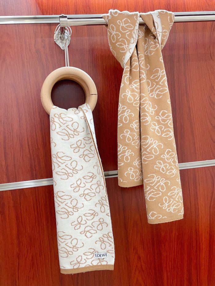 Streetwear Scarf Loewe 329582 SIZE:30*190cm