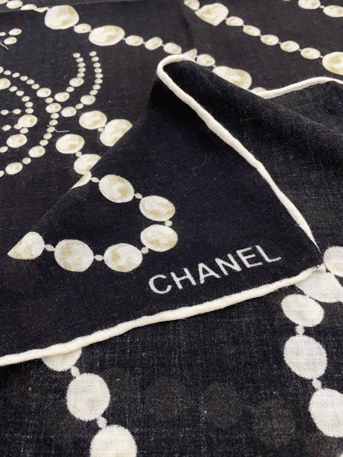 Streetwear Scarf CHANEL 329576 size：140*140cm