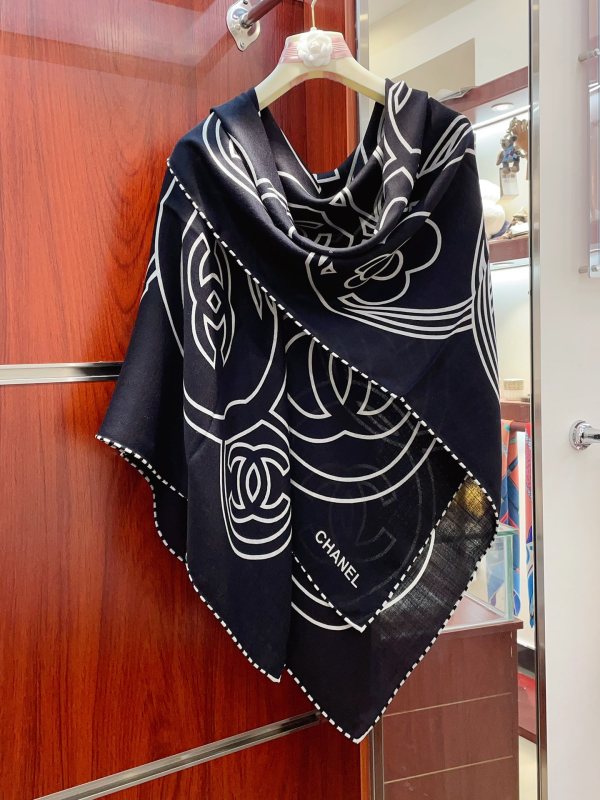 Streetwear Belt CHANEL 329528 size:140*140cm