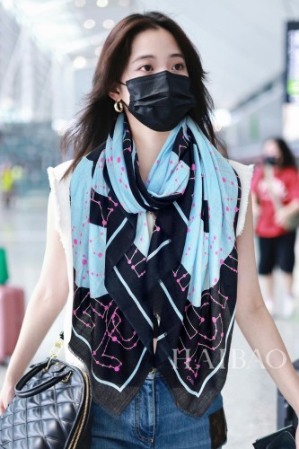 Streetwear Scarf CHANEL 329460 size：200*110cm