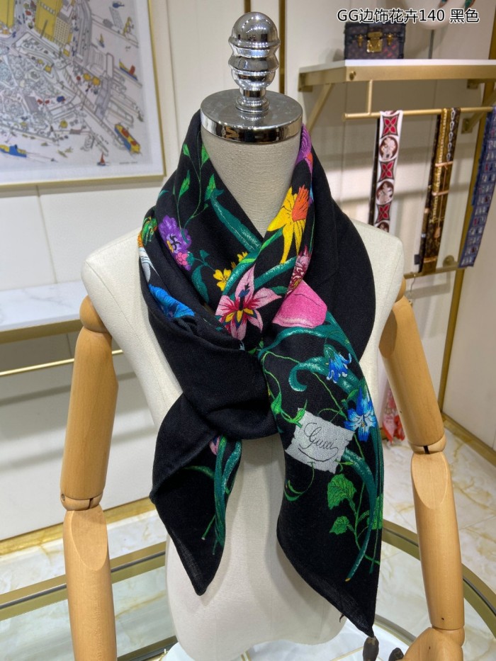 Streetwear Scarf GUCCI 329448 SIZE:140cm*140cm