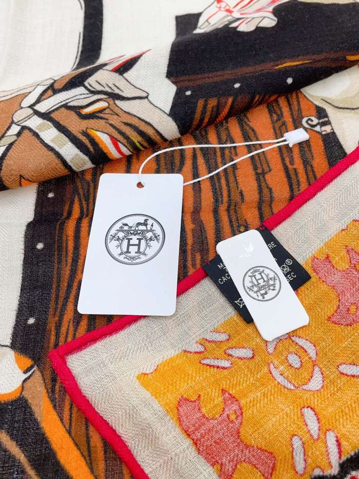 Streetwear Belt Hermes 329508 size:140cm*140cm