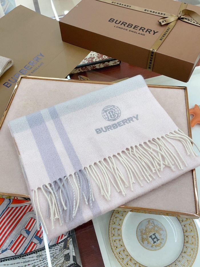 Streetwear Scarf BURBERRY 329499 size：30*180cm