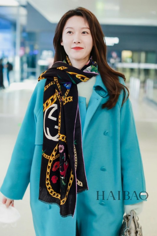 Streetwear Scarf GUCCI 329478 SIZE:90cm*90cm