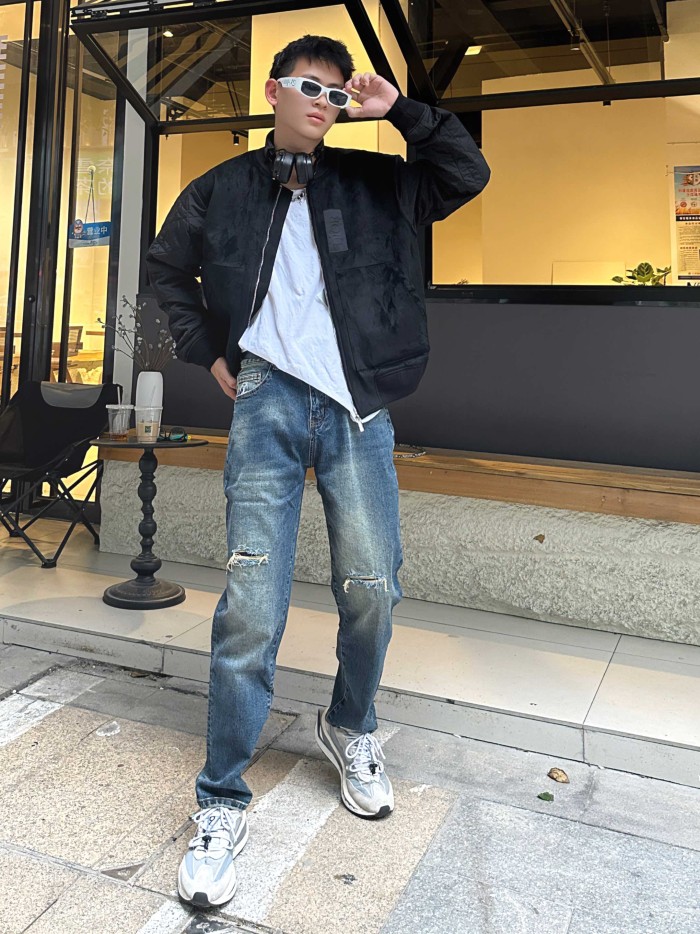 Clothes Louis Vuitton 1064