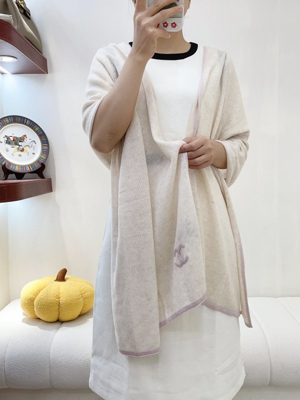 Streetwear Scarf CHANEL 329525 size:80*200cm