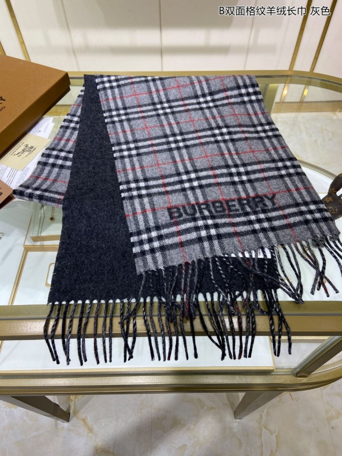 Streetwear Scarf BURBERRY 329455 size：30*168cm