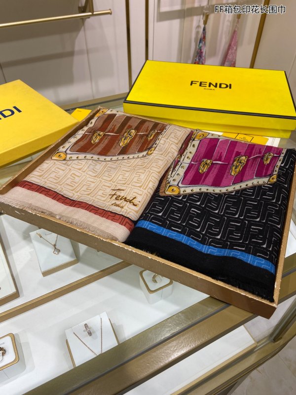 Streetwear Scarf FENDI 329467 SIZE:65*185cm