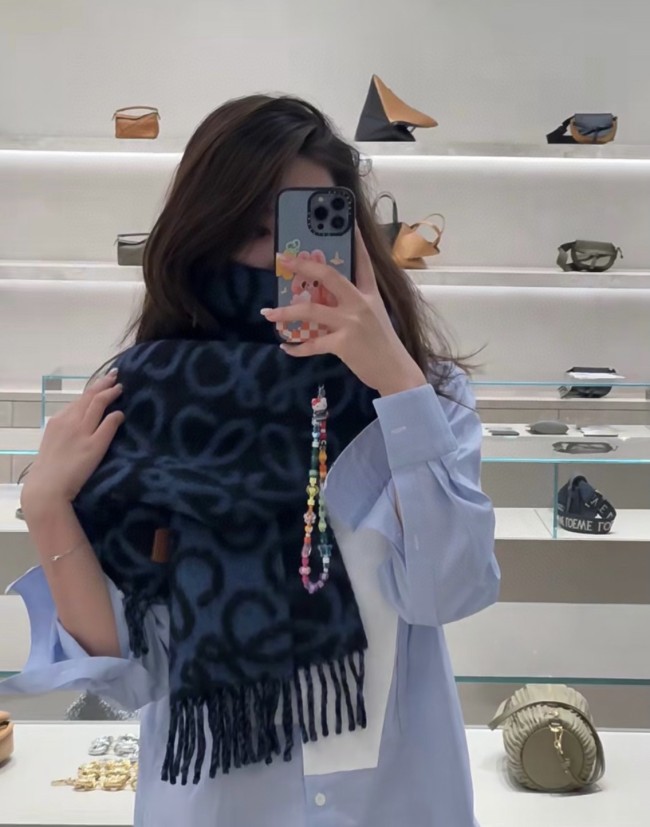 Streetwear Scarf Loewe 329498