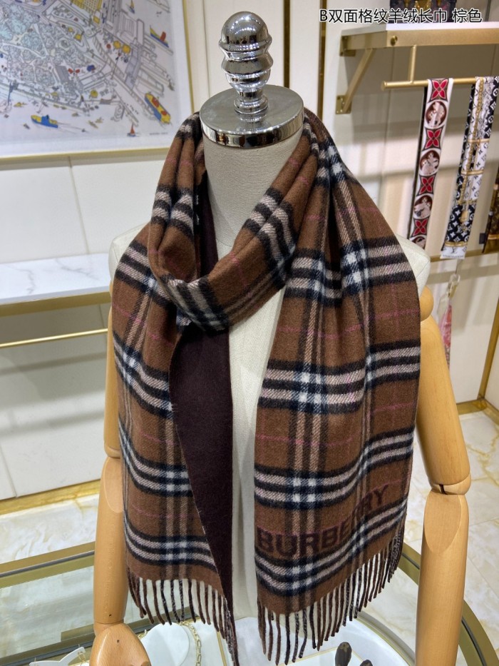 Streetwear Scarf BURBERRY 329456 size：30*168cm
