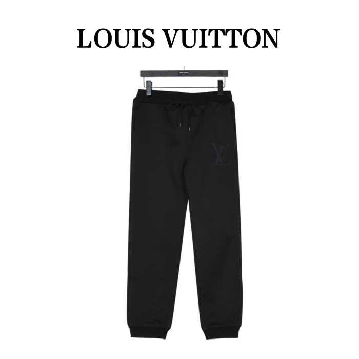 Clothes Louis Vuitton 1070