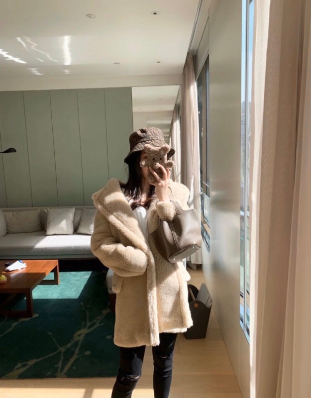 Streetwear Hat Fendi 329369