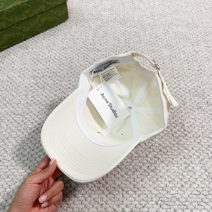 Streetwear Hat Gucci 329345