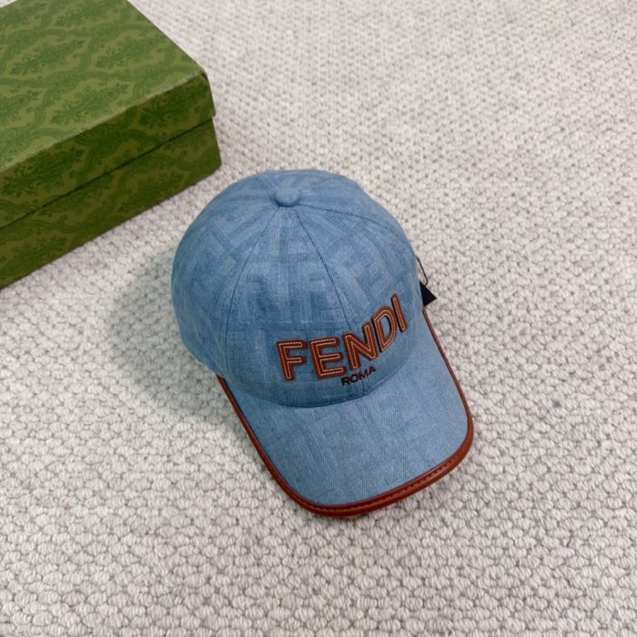 Streetwear Hat Fendi 329340