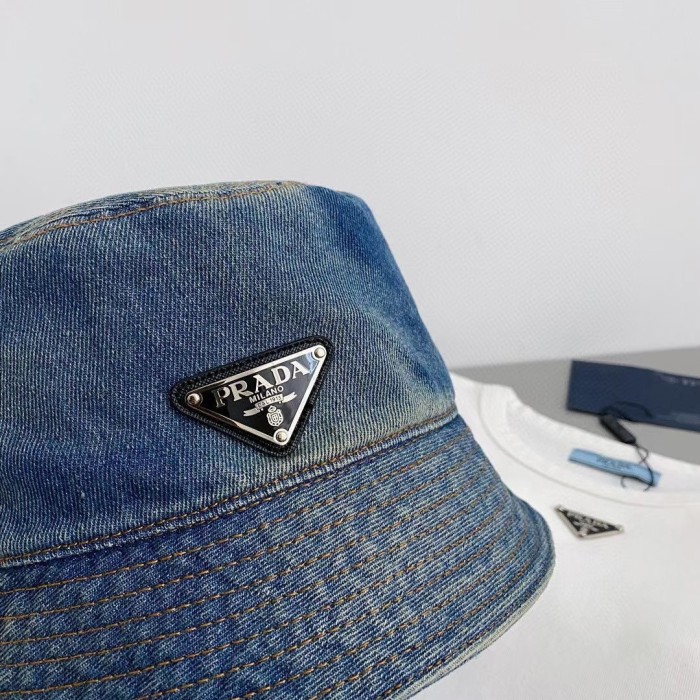 Streetwear Hat Prada 329404