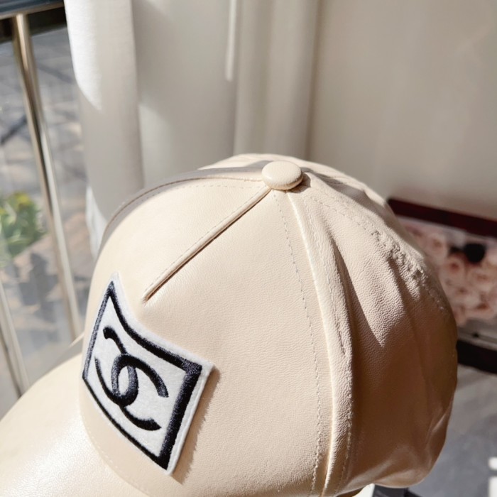 Streetwear Hat Chanel 329375