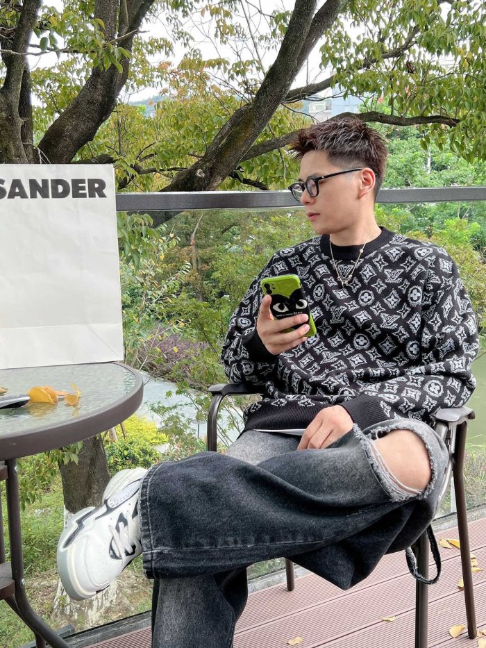 Clothes Louis Vuitton 1067