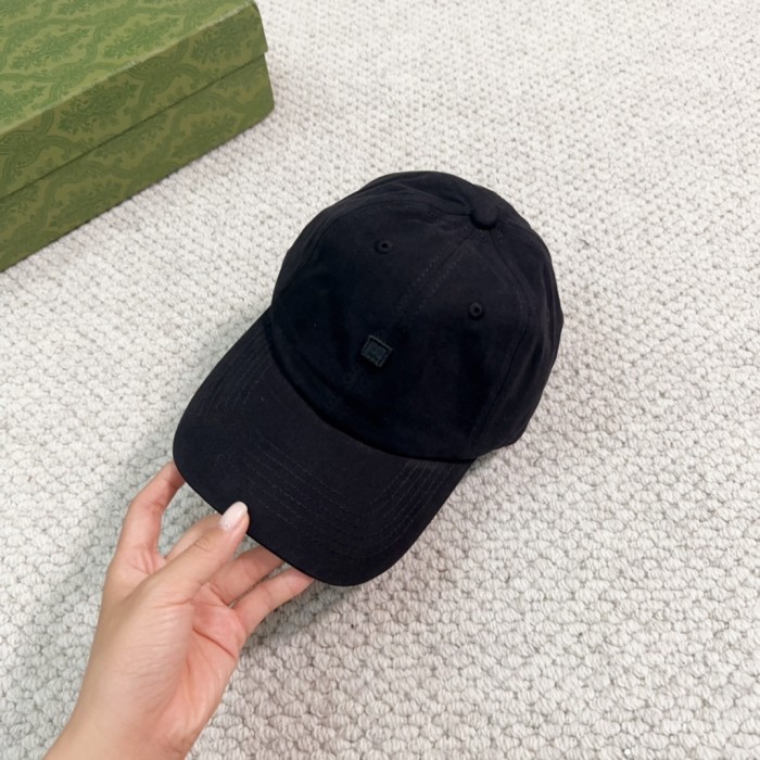 Streetwear Hat Gucci 329346