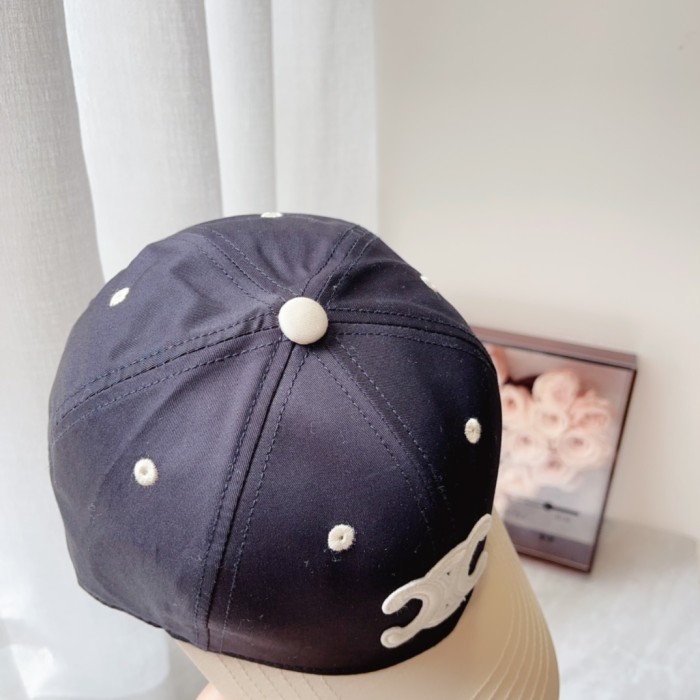 Streetwear Hat Celine 329397