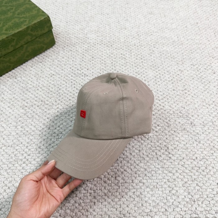 Streetwear Hat Gucci 329343