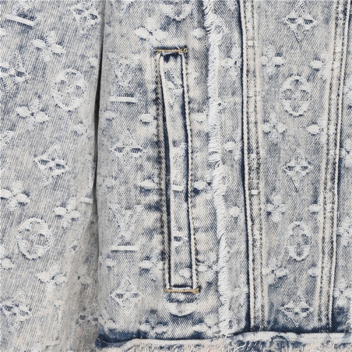 Clothes Louis Vuitton 1071