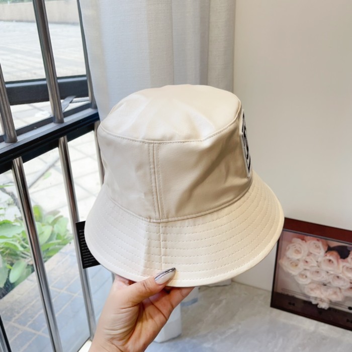 Streetwear Hat Chanel 329377